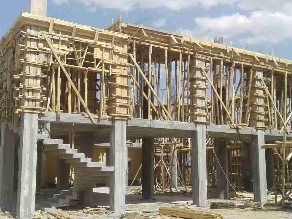 Körfez İnşaat Kalıpçısı